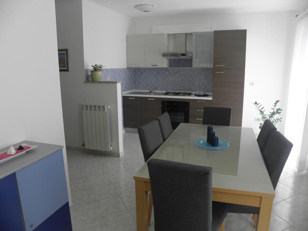 Apartment Ivana Ровин Стая снимка