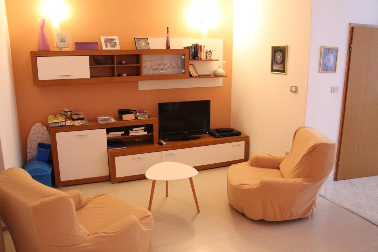 Apartment Ivana Ровин Екстериор снимка